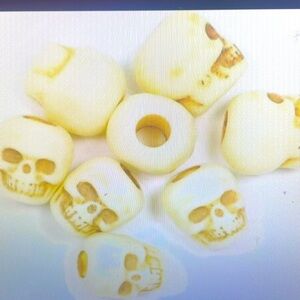 Skull Beads 20